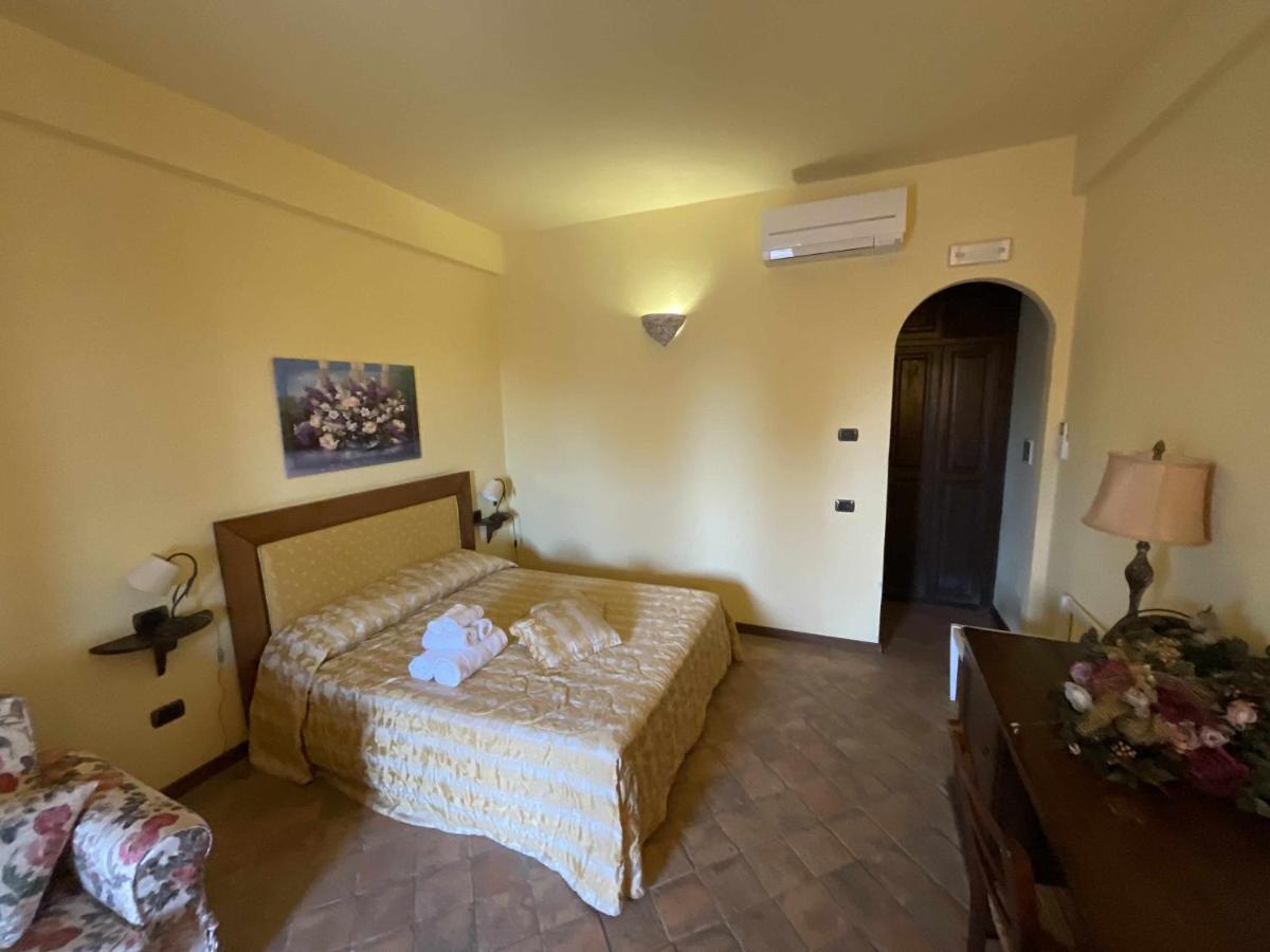 Residenza Collefiorito Aparthotel Todi Kamer foto