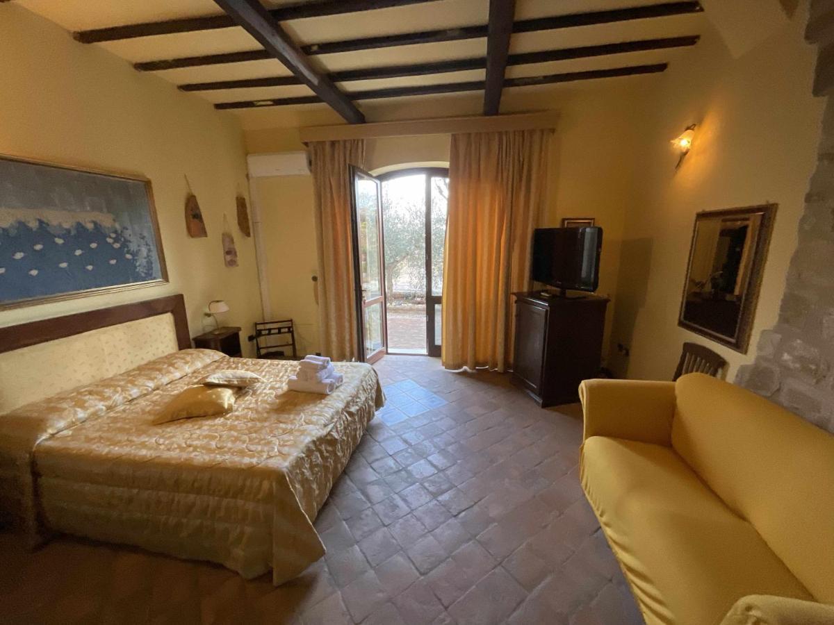 Residenza Collefiorito Aparthotel Todi Kamer foto